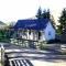 Claremont Country Cottage*****