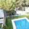 Con piscina y en urbanizaci�n privada.