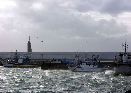 Forte vento di Levante a Tarifa