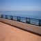 Con una vista impressionante, sulla spiaggia