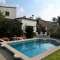 Con piscina