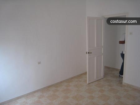 tc0175-2-3-gallery						