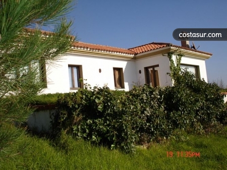 villa-con-vistas-al-estrecho-en-el-cuarton-1-1-gallery						